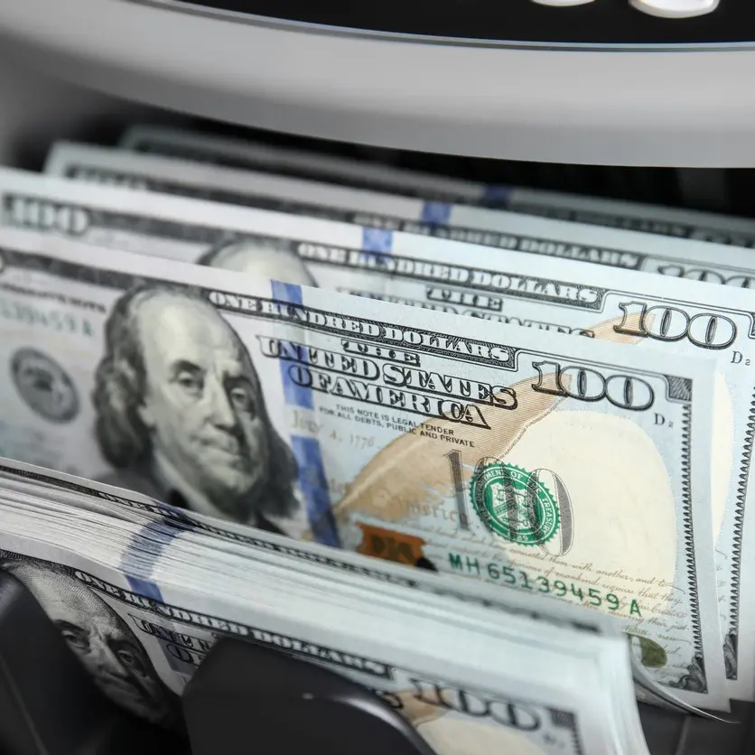 سعر الدولار في السوق السوداء اليوم