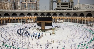 إجراءات الحج تبدأ مبكراً والشركات تستقبل طلبات السياحة