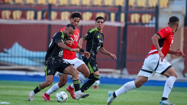 الأهلي يواجه فريق الشباب