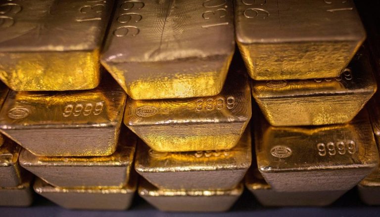 الذهب يكسر حاجز 3600 دولار.. وسط تزايد رهانات خفض الفائدة
