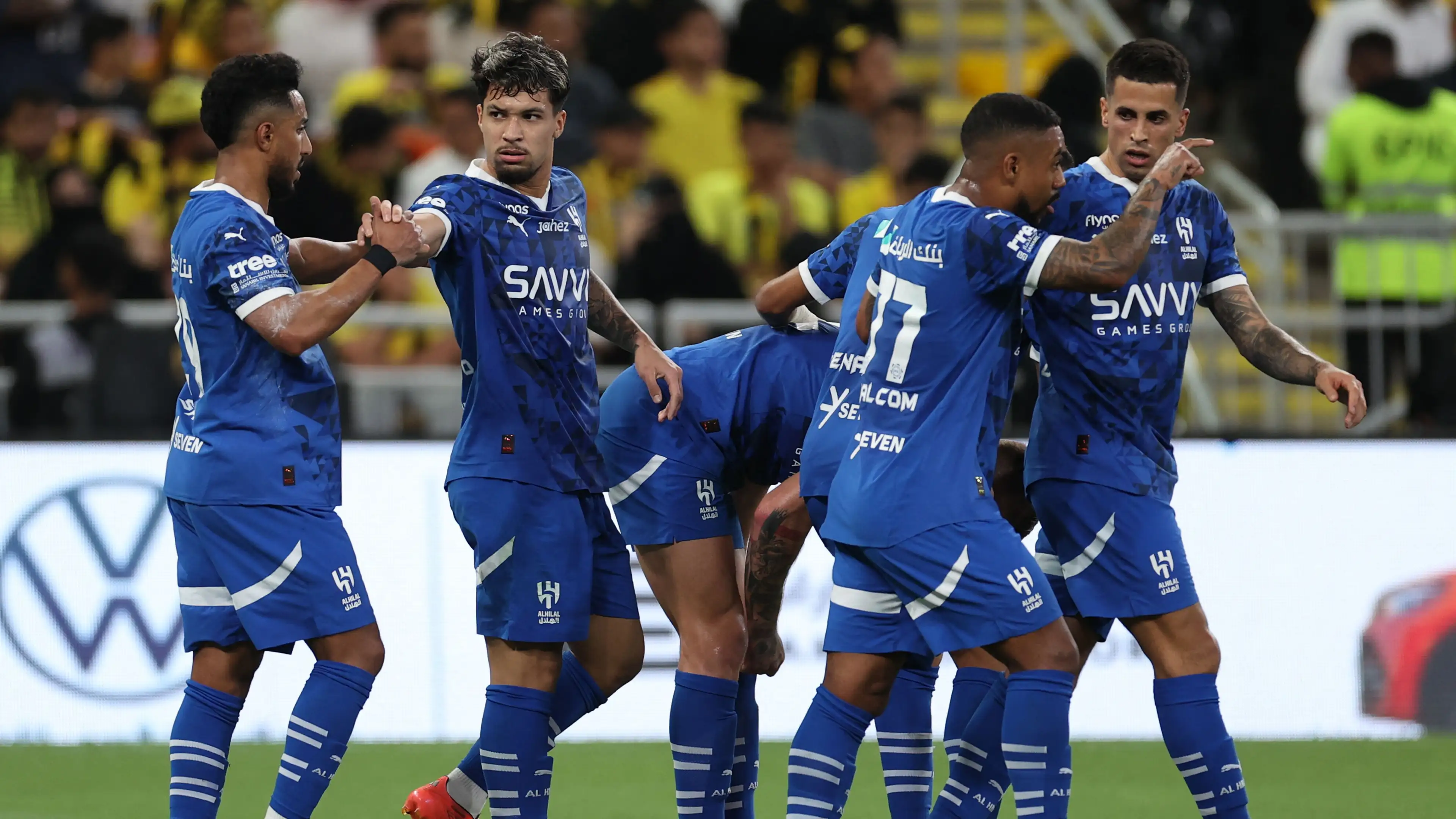 الهلال