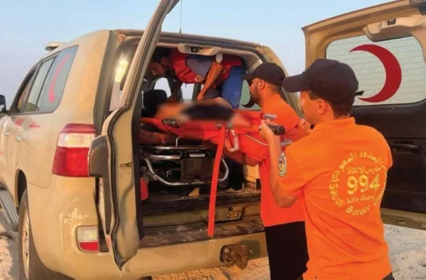 حرس الحدود ينقذ طفلة باكستانية من الغرق