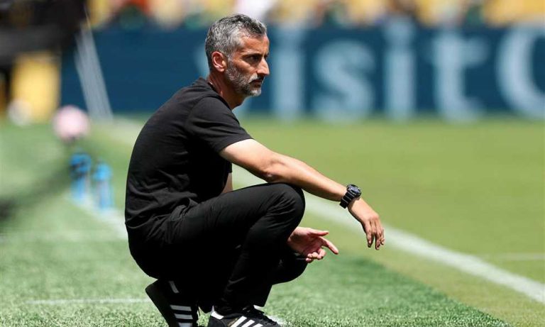 ريبيرو: يهمني ترك ذكرى جيدة في الأهلي.. وأشكر الجميع
                
                وجه خوسيه ريبيرو المدير الفني السابق للأهلي الشكر للجميع على الفترة التي قضاها مع الفريق الأحمر.
                الإثنين، 01 سبتمبر 2025 - 22:10
