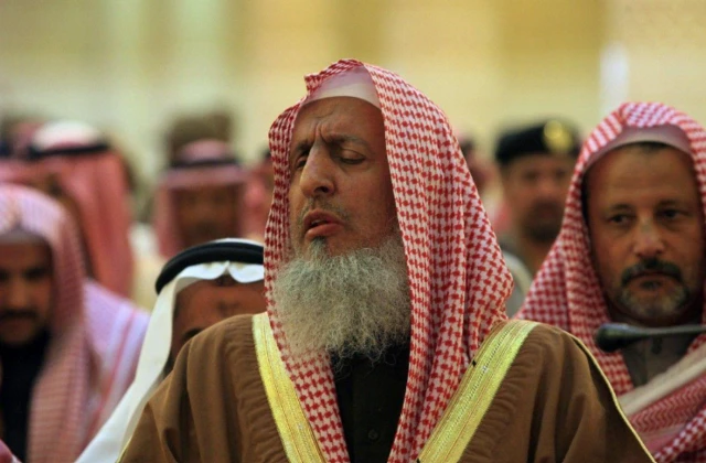 سماحة الشيخ عبدالعزيز آل الشيخ