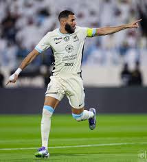 كريم بنزيما