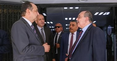 محمد شيمي يضع استراتيجية شاملة لمركز معلومات قطاع الأعمال