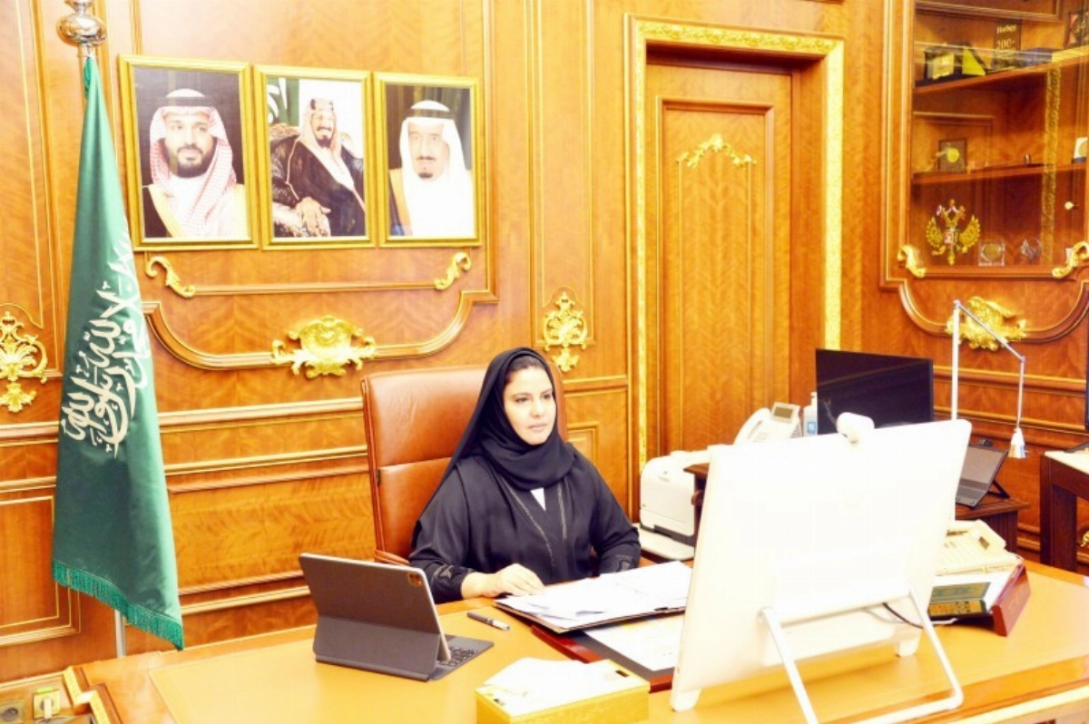مساعد رئيس مجلس الشورى الدكتورة حنان الأحمدي
