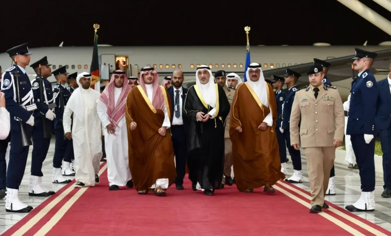 وزير الداخلية السعودي يزور الكويت