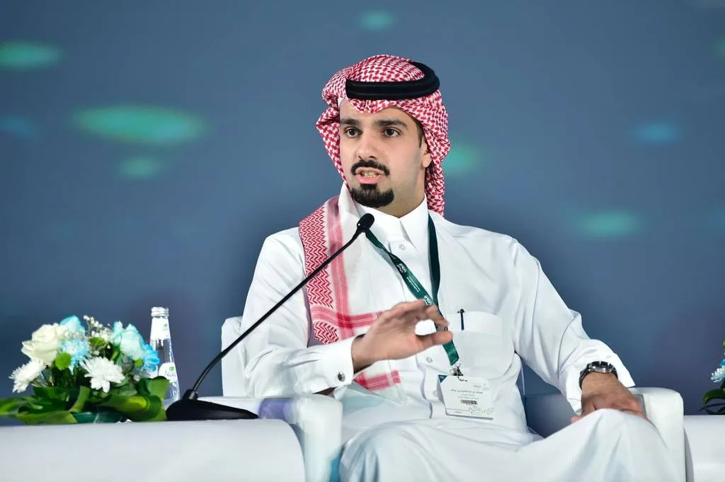 الأمير الدكتور فيصل بن عبدالعزيز بن عيّاف أمين منطقة الرياض