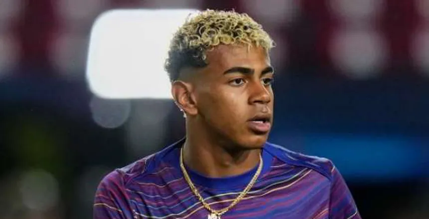 لامين يامال برشلونة