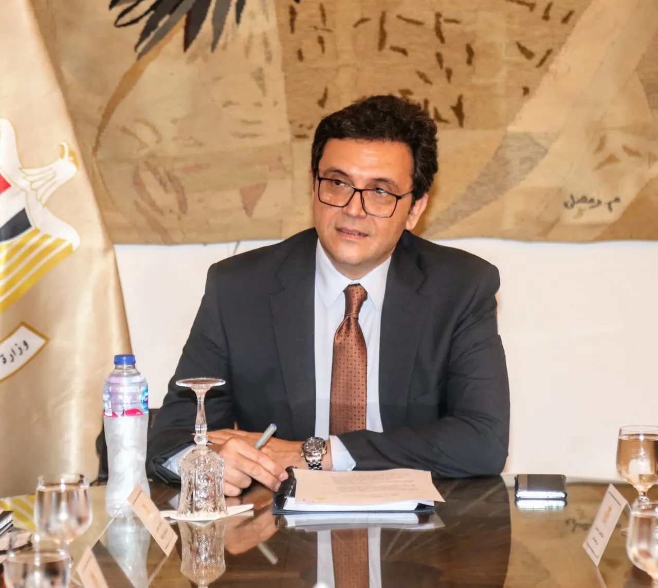 الدكتور أحمد هنو وزير الثقافة