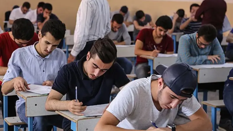امتحانات الدور الثالث في العراق