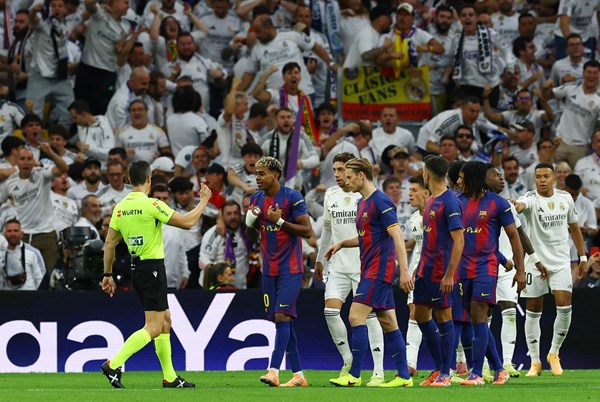 تصريحات دي يونج بعد الكلاسيكو