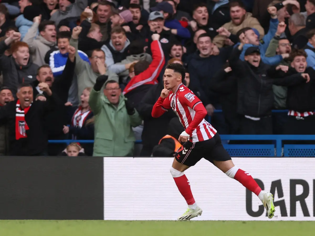 فوز سندرلاند على تشيلسي