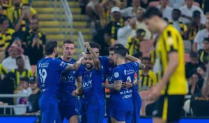 الهلال يحسم الكلاسيكو بثنائية ويعمق جراح الاتحاد في دوري روشن