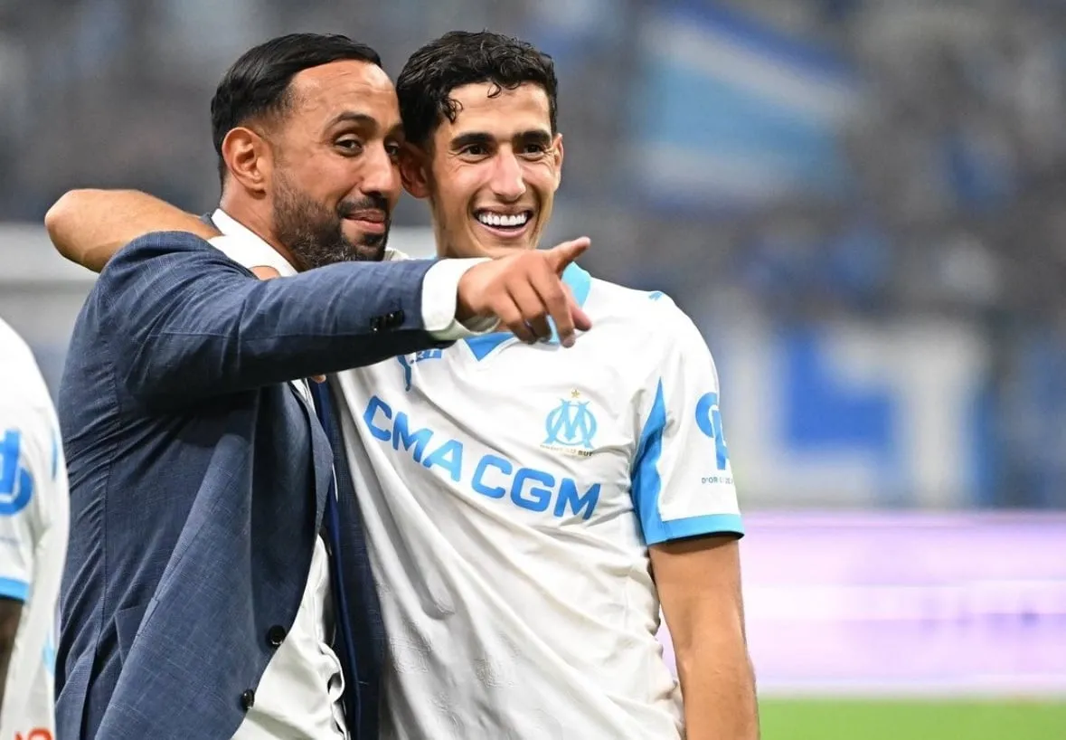 وليد الركراكي يشيد بنايف اكرد