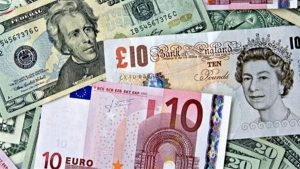 سعر الدولار واليورو والجنيه الإسترليني مقابل الجنيه اليوم السبت 25 أكتوبر 2025