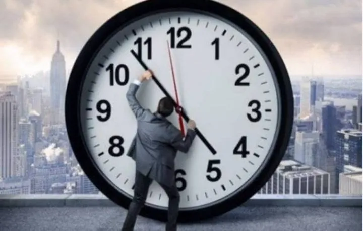 موعد بدء التوقيت الشتوي في مصر 2025