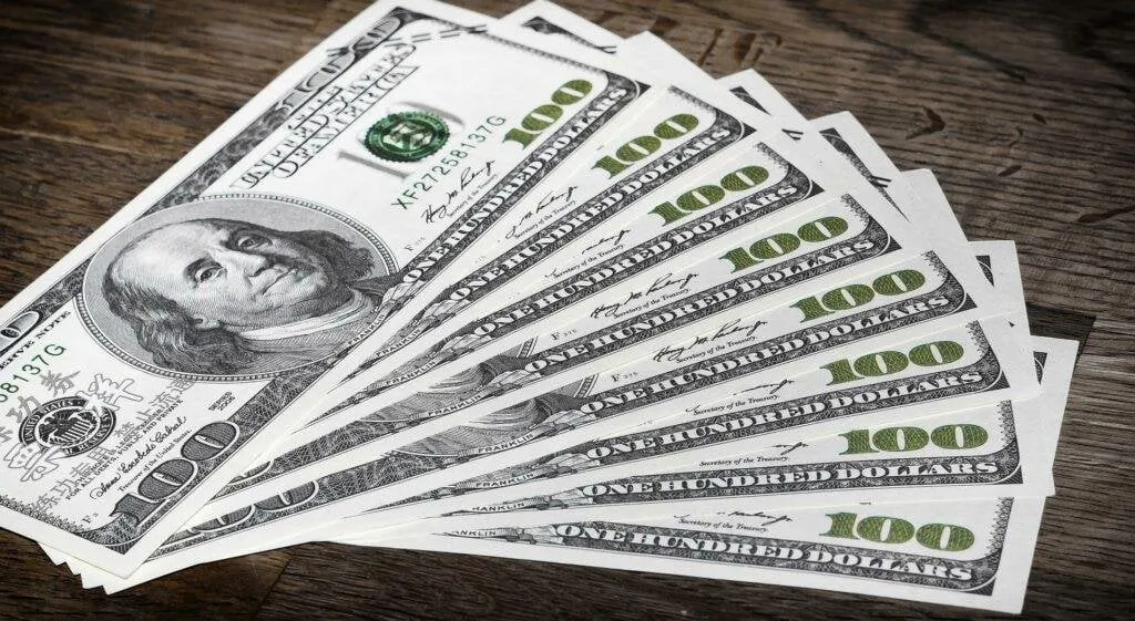 سعر الدولار