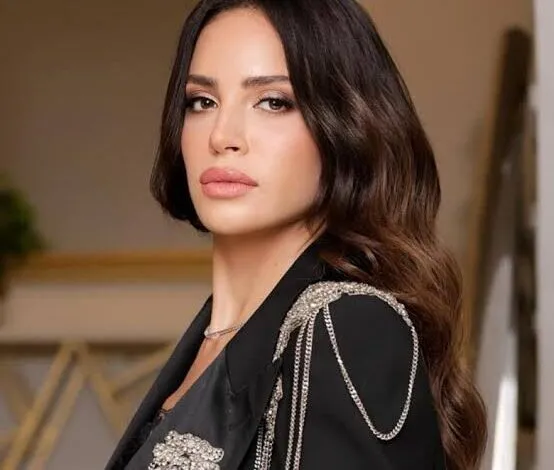 آمال ماهر