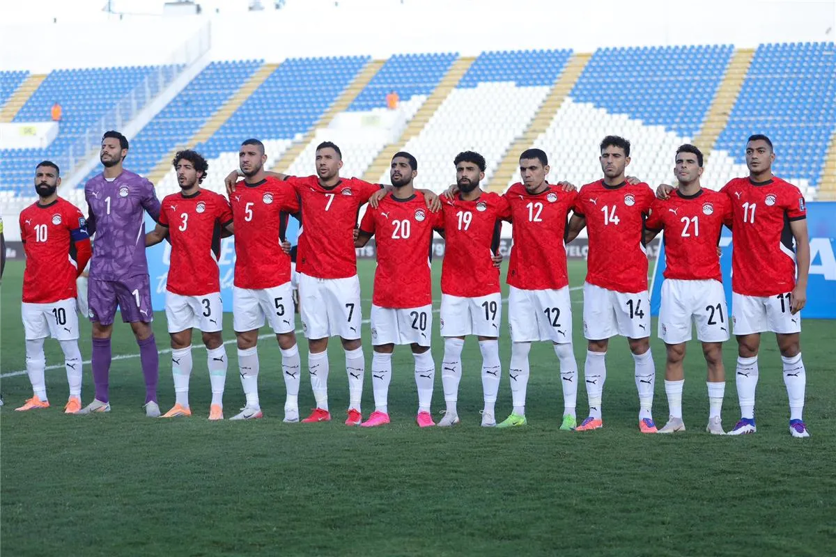 القميص الأحمر منتخب مصر
