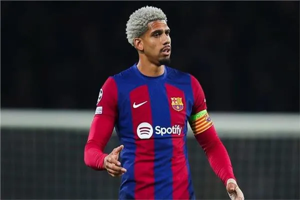 استبعاد رونالد أراوخو من منتخب اوروجواي