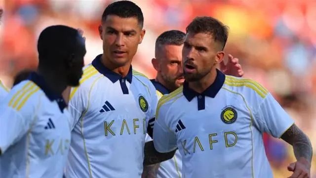 إينيجو مارتينيز و رونالدو