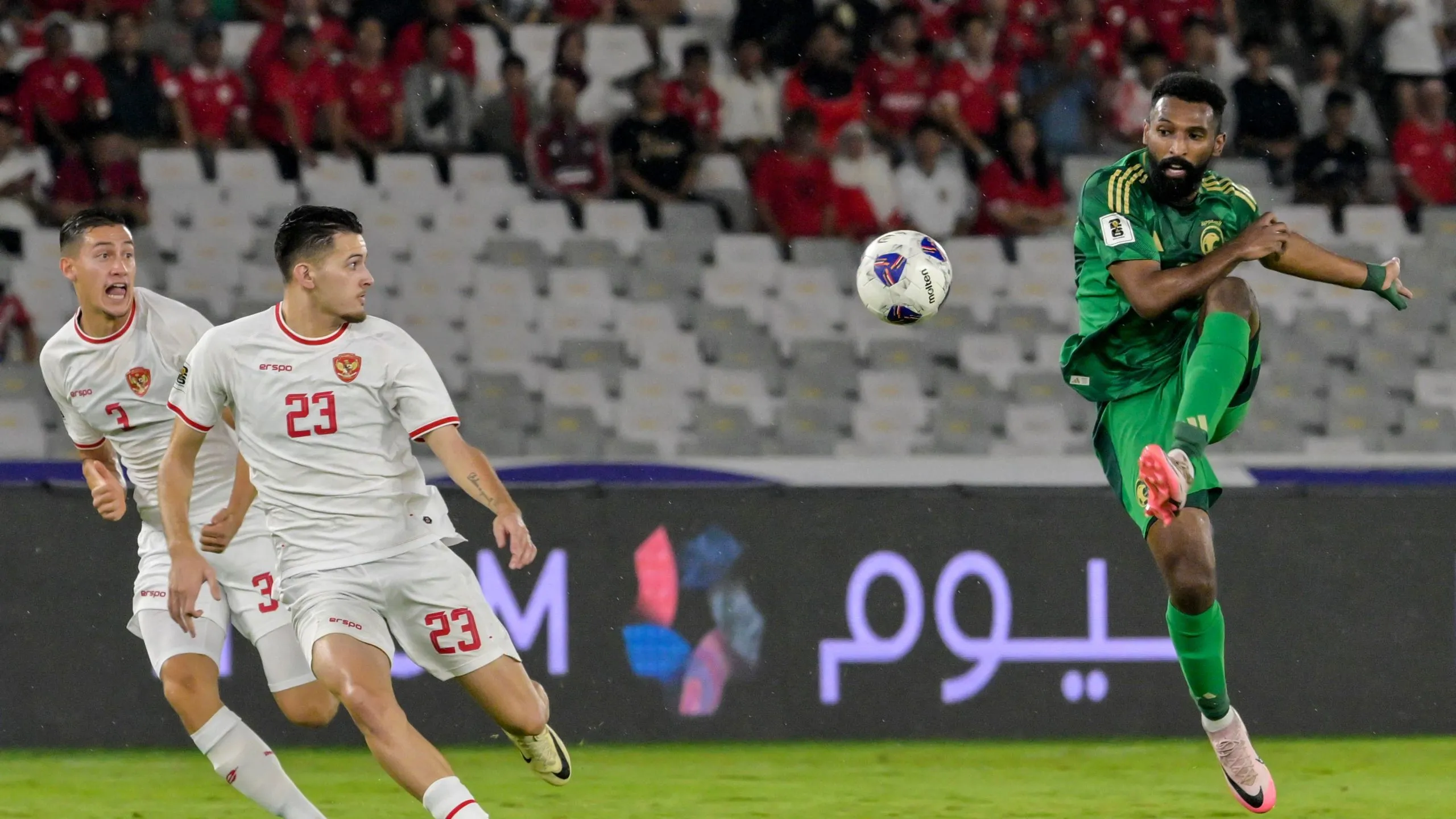 حارس إندونيسيا مواجهة السعودية الأكبر في تاريخ البلاد