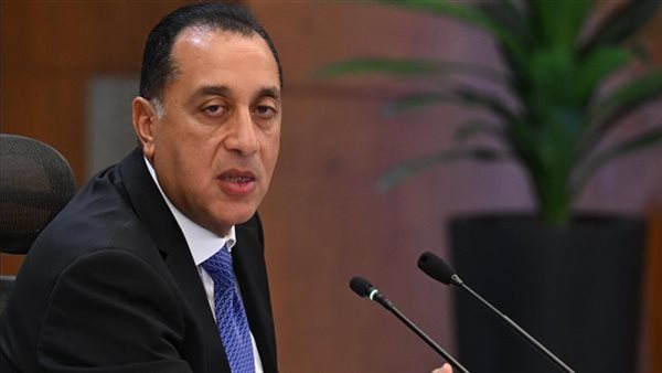 رئيس الوزراء يترأس اجتماع لجنة تقنين أوضاع الكنائس