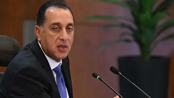 رئيس الوزراء يترأس اجتماع لجنة تقنين أوضاع الكنائس