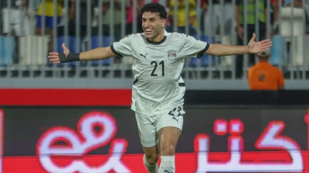 غزل المحلة يجدد عقد يحيى زكريا